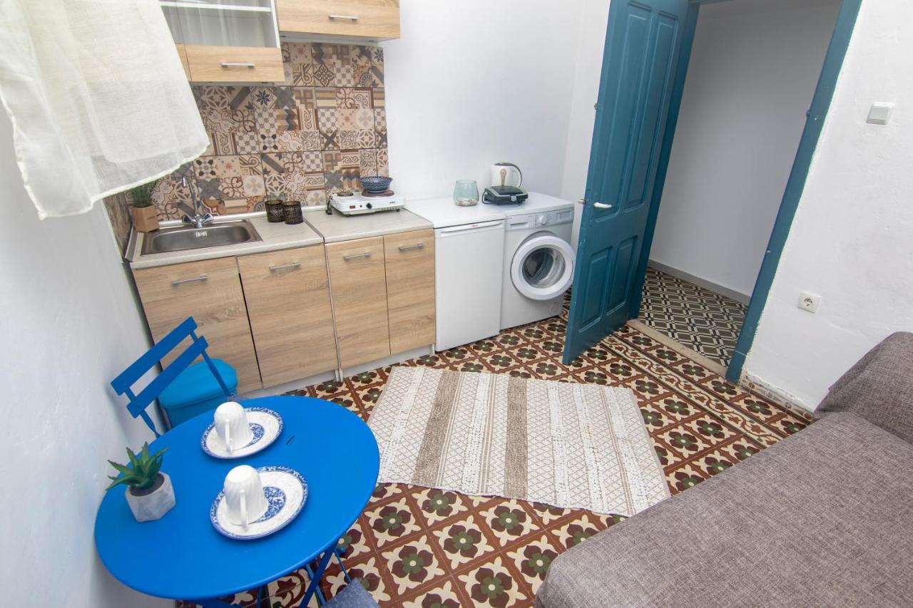 Mascot Bar Street Apartments Rhodes City Exterior foto